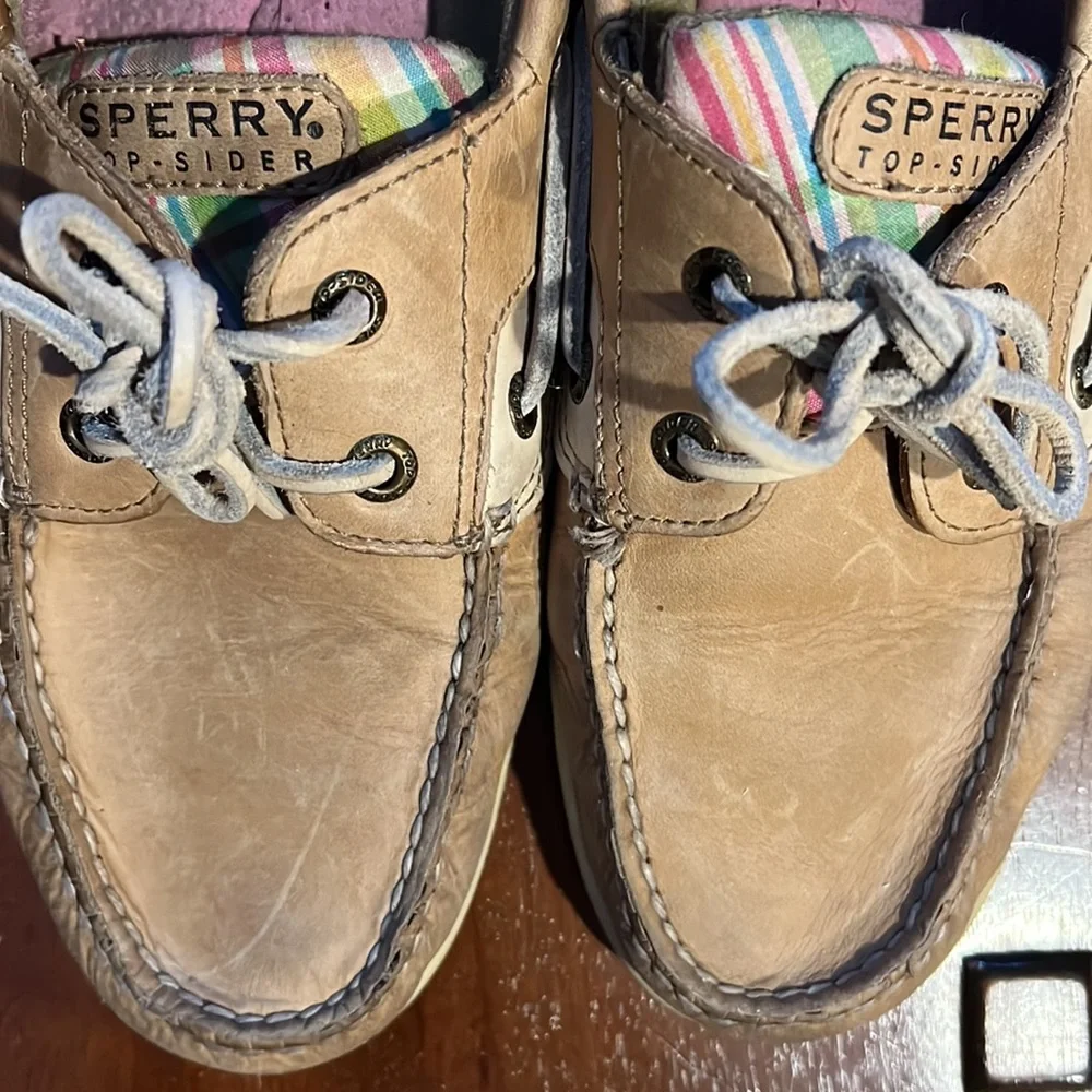 Leather Sperry Topsiders, broken in, great summer shoe, boat shoe